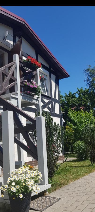 Nadmorskie Apartamenty Ustka Bagian luar foto